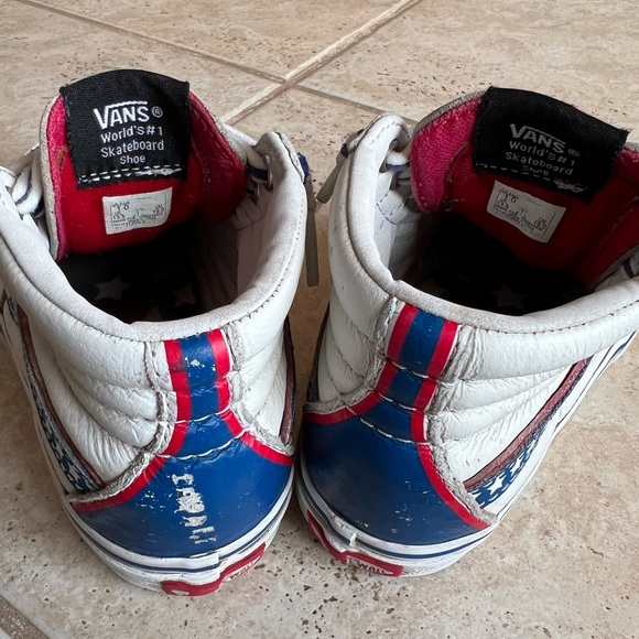 Kids Vans - Picture 4 of 8